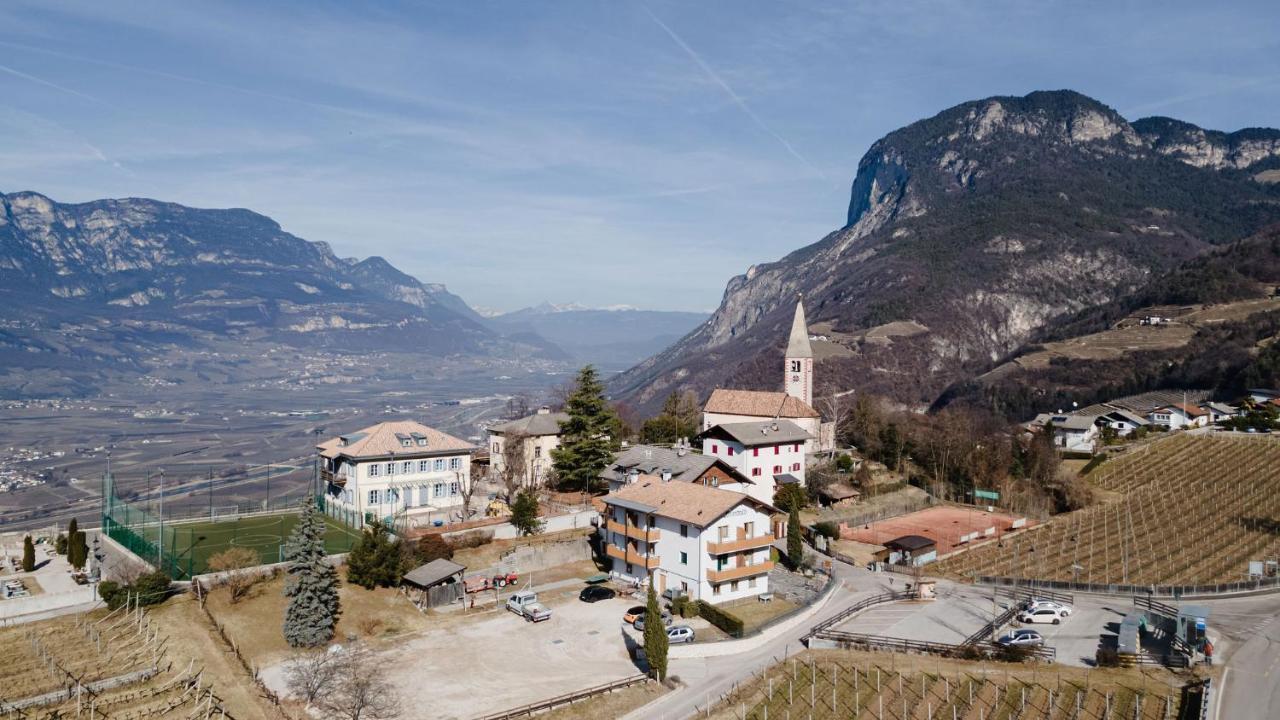 Hotel Gruenwald Salorno Exterior foto